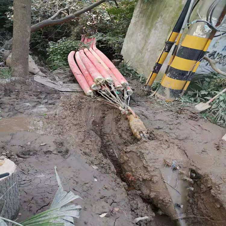 山阳拖拉管